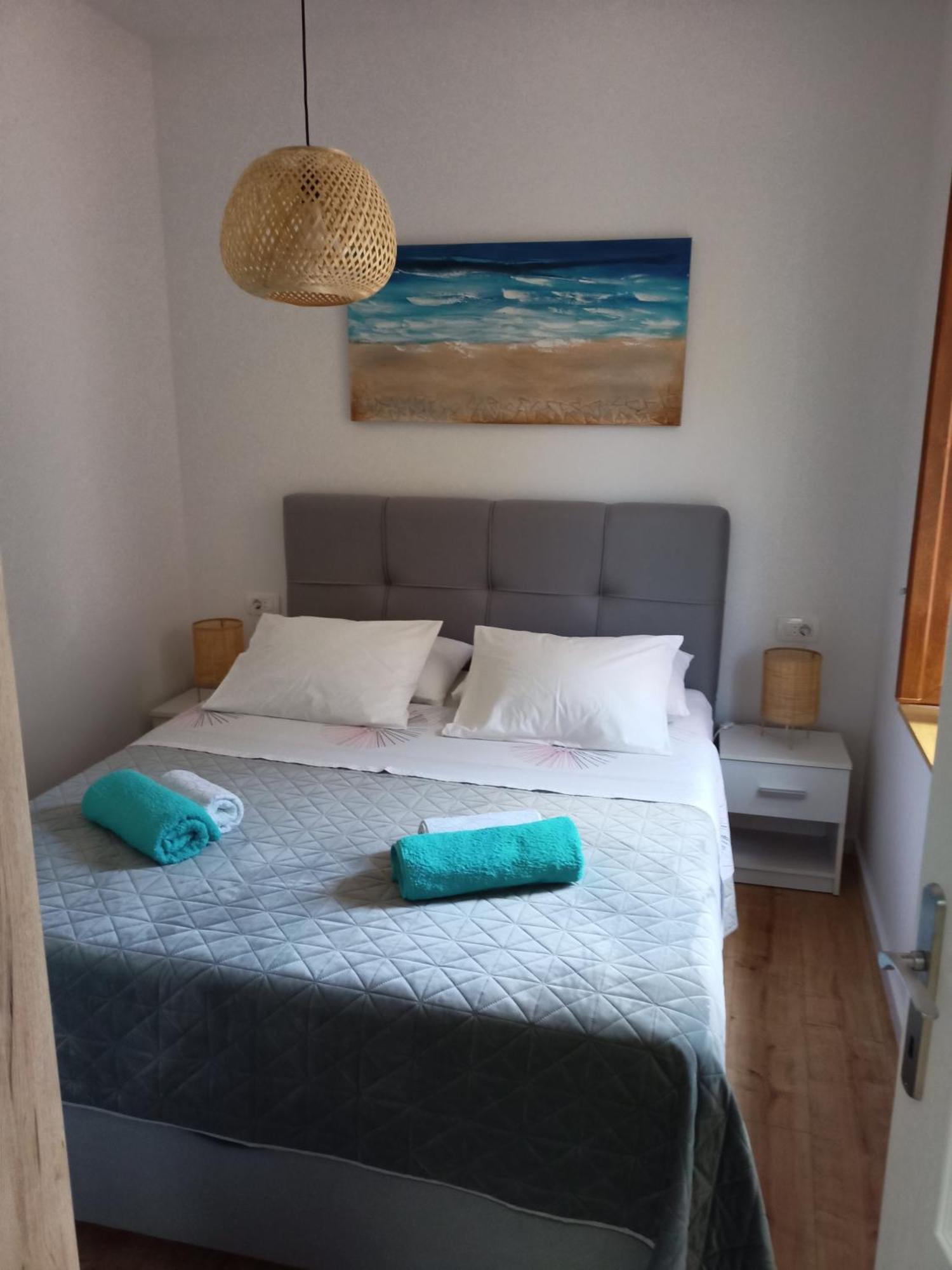 Thon Apartment